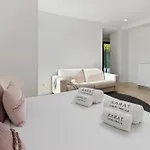 Karat Villa *