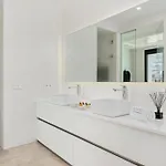 Karat Villa