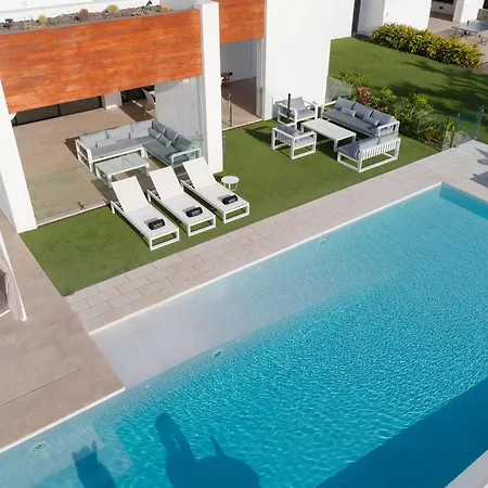 Karat Villa *